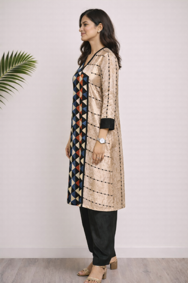 Falak Viscose Velvet Angrakha Kurta Set
