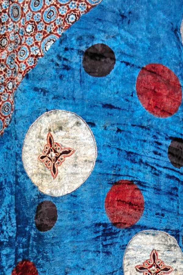 Noor Ajrakh Velvet Kurta Set – Geometric