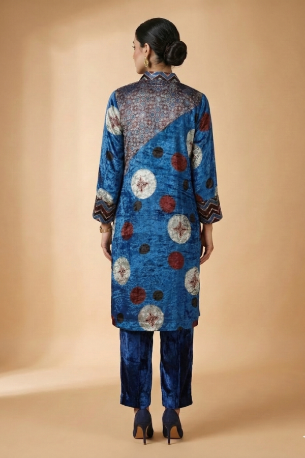 Noor Ajrakh Velvet Kurta Set – Geometric
